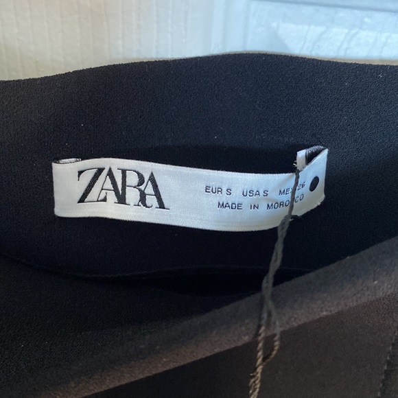 Zara black miniskirt - Picture 4 of 6